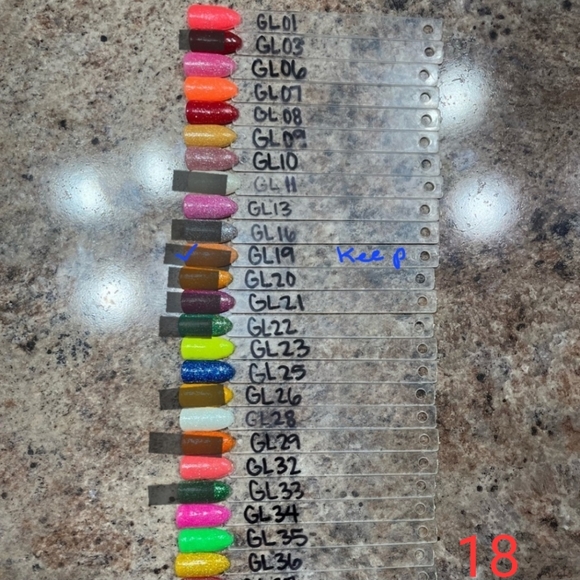 Nail - Picture 5 of 8